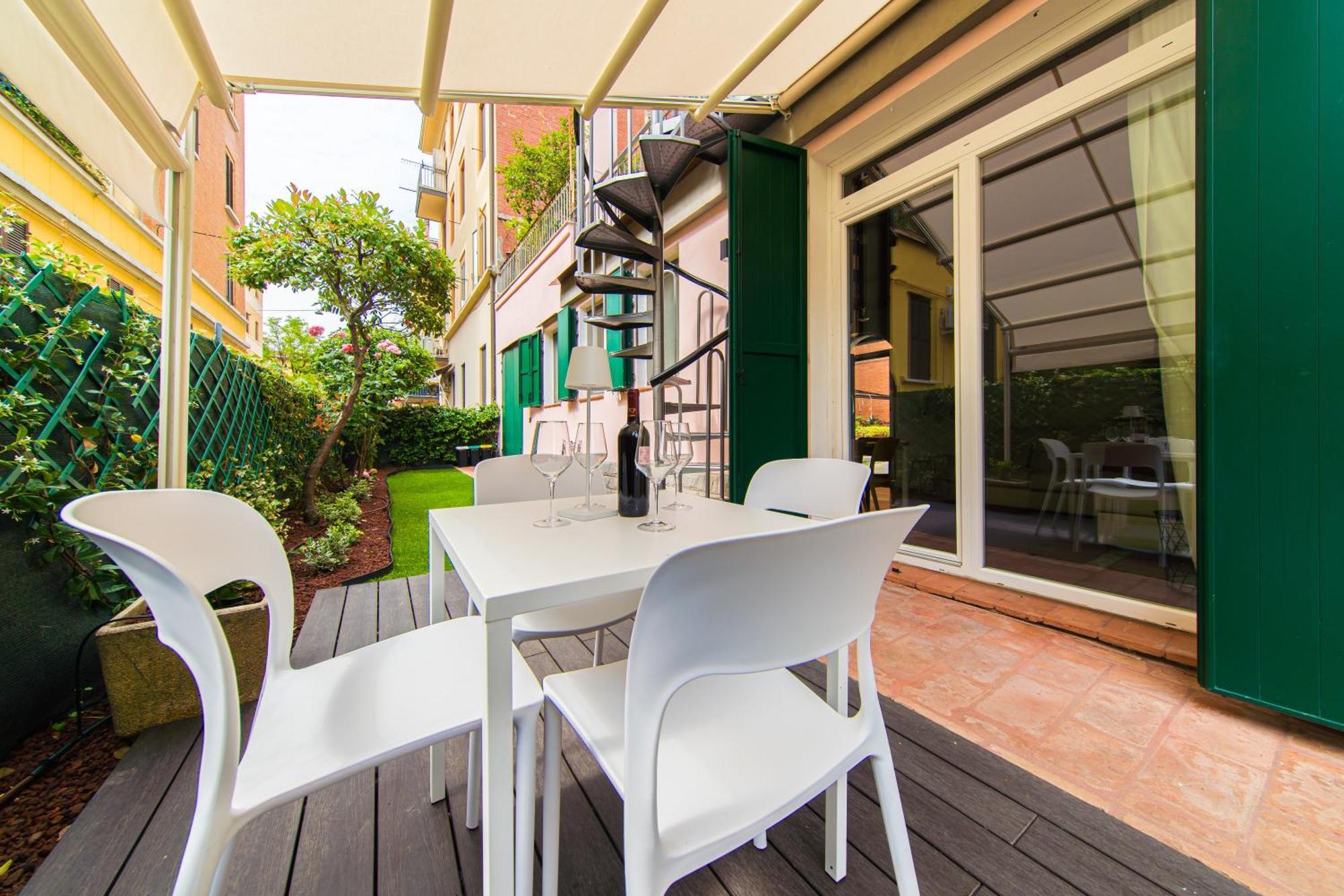 Urban Cottage Free Parking - Private Garden Bologna Exterior foto